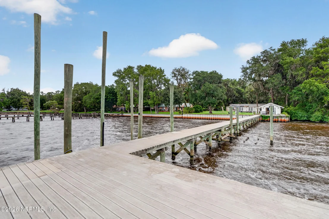 Photo of 7905 COLEE COVE Road