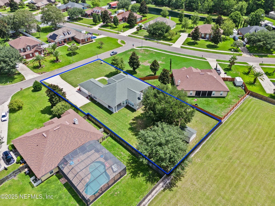 Photo of 9662 RED SQUIRREL Lane