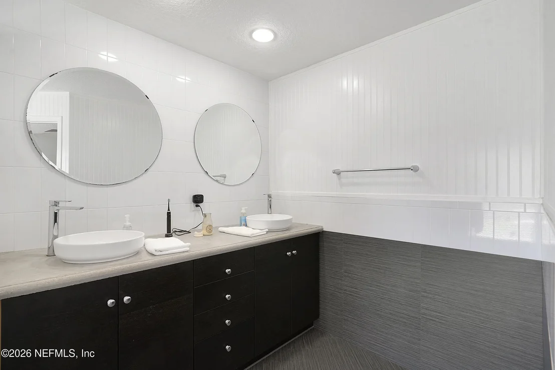 Photo of 43 LANGDON Drive