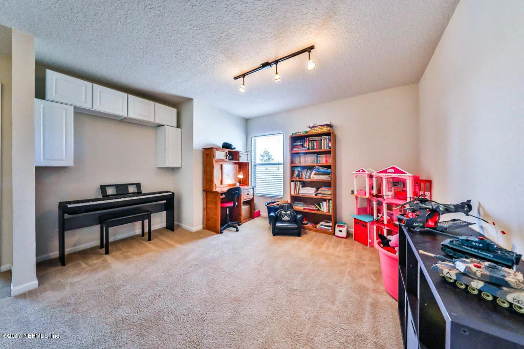 Photo of 332 ALLAPATTAH Avenue