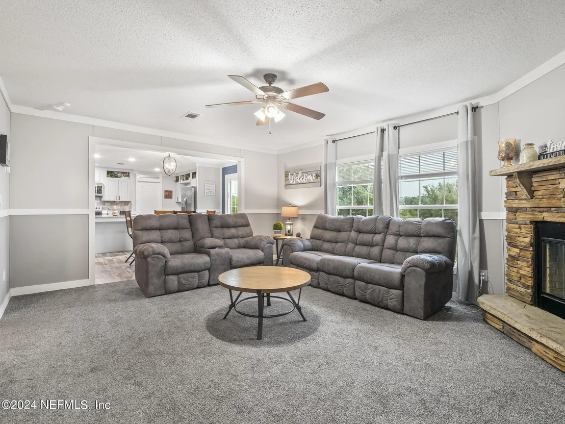 Photo of 204 1ST Street