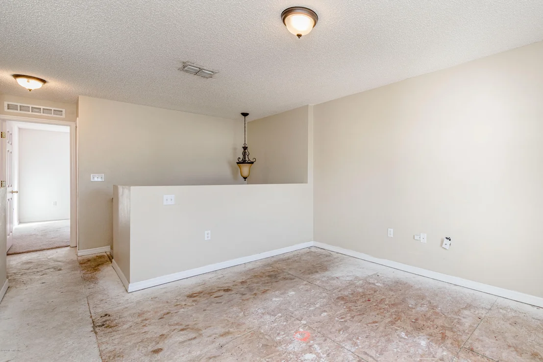 Photo of 4016 HALF MOON Circle
