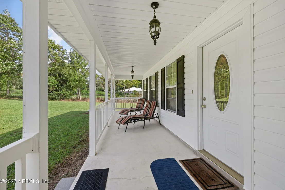 Photo of 212 LAKE Drive