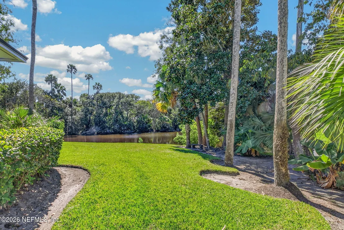 Photo of 2206 LAUGHING GULL Circle