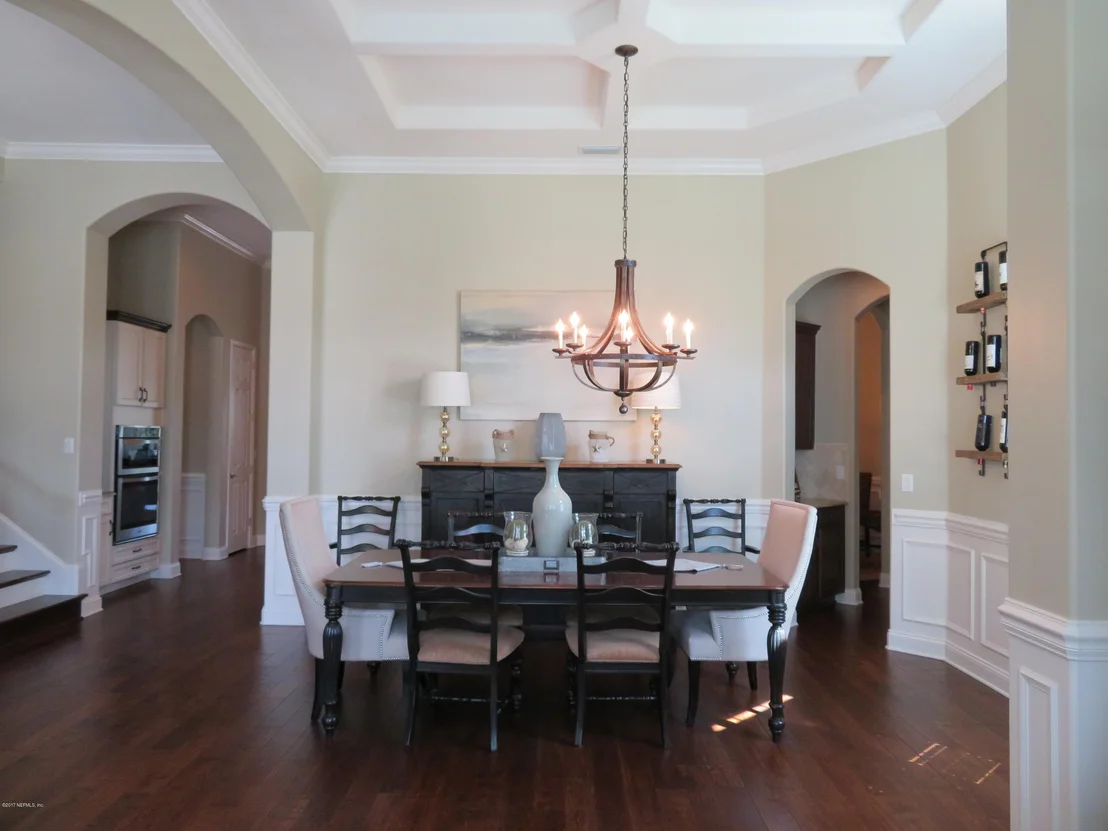 Photo of 106 AVERLEY Way