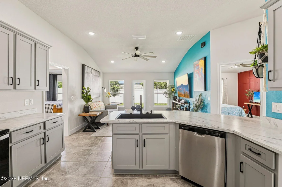Photo of 1051 TUPELO Circle