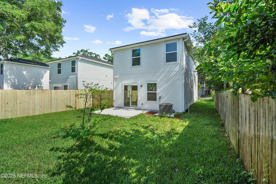Photo of 8198 DANDY Avenue