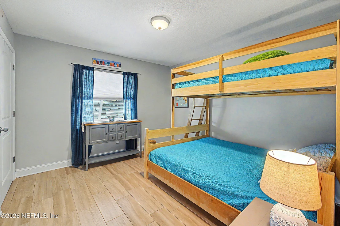 Photo of 404 SEVENTEENTH Street
