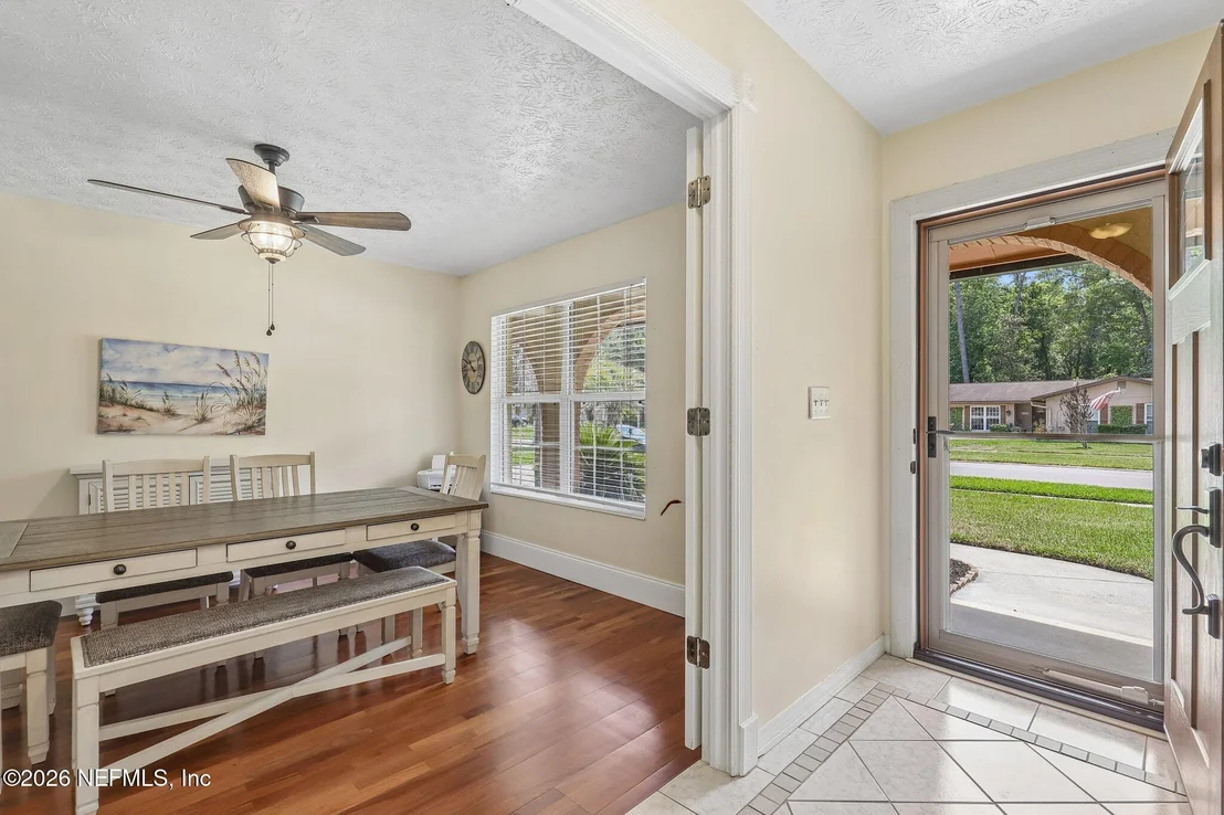 Photo of 1740 POPLAR Drive