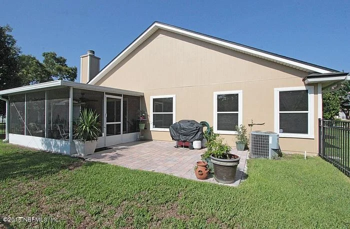 Photo of 928 N LILAC Loop