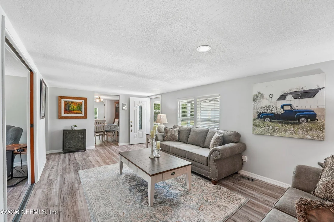 Photo of 122 MACON Road