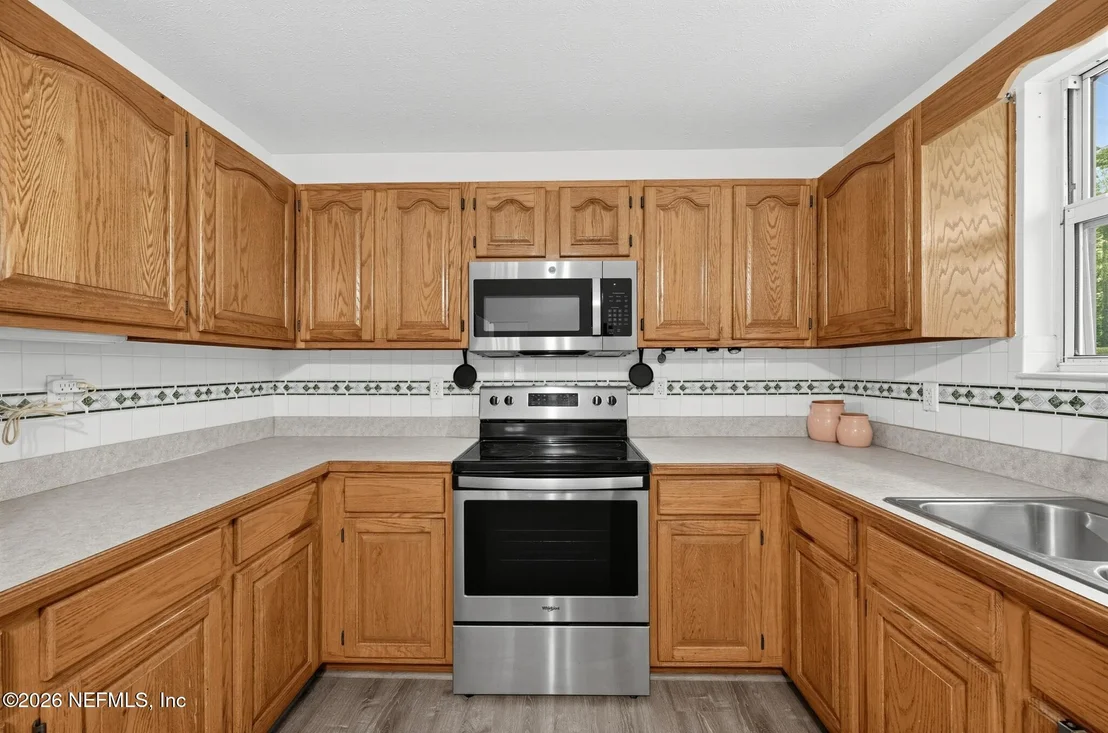Photo of 450370 STATE ROAD 200