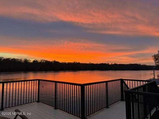 Photo of 129 RIVER Road