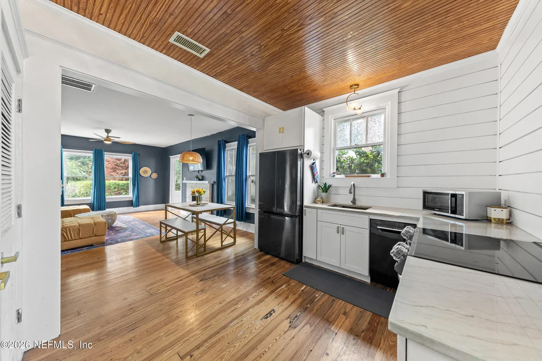 Photo of 61 ABBOTT Street