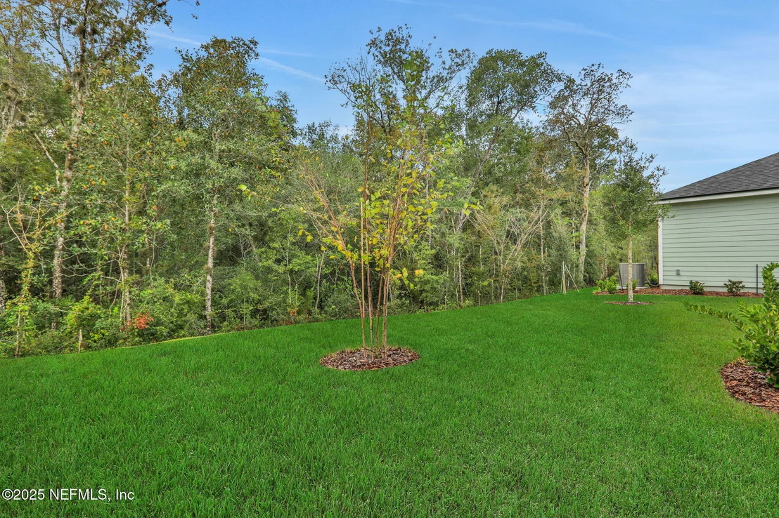 Photo of 643 FARMFIELD Drive