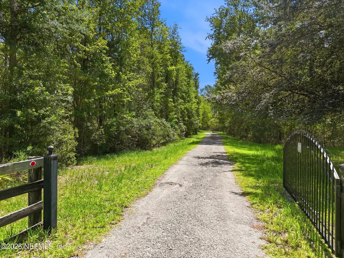Photo of 879 COUNTY ROAD 217
