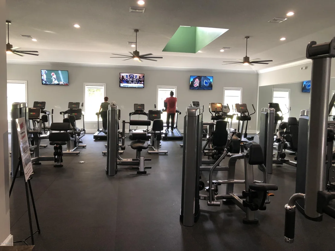 Photo of Unit 203 at 945 REGISTRY Boulevard