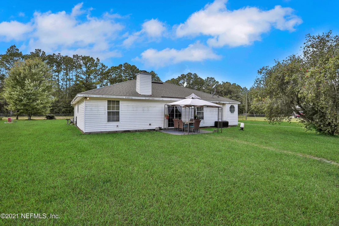 Photo of 3133 VERONICA Avenue