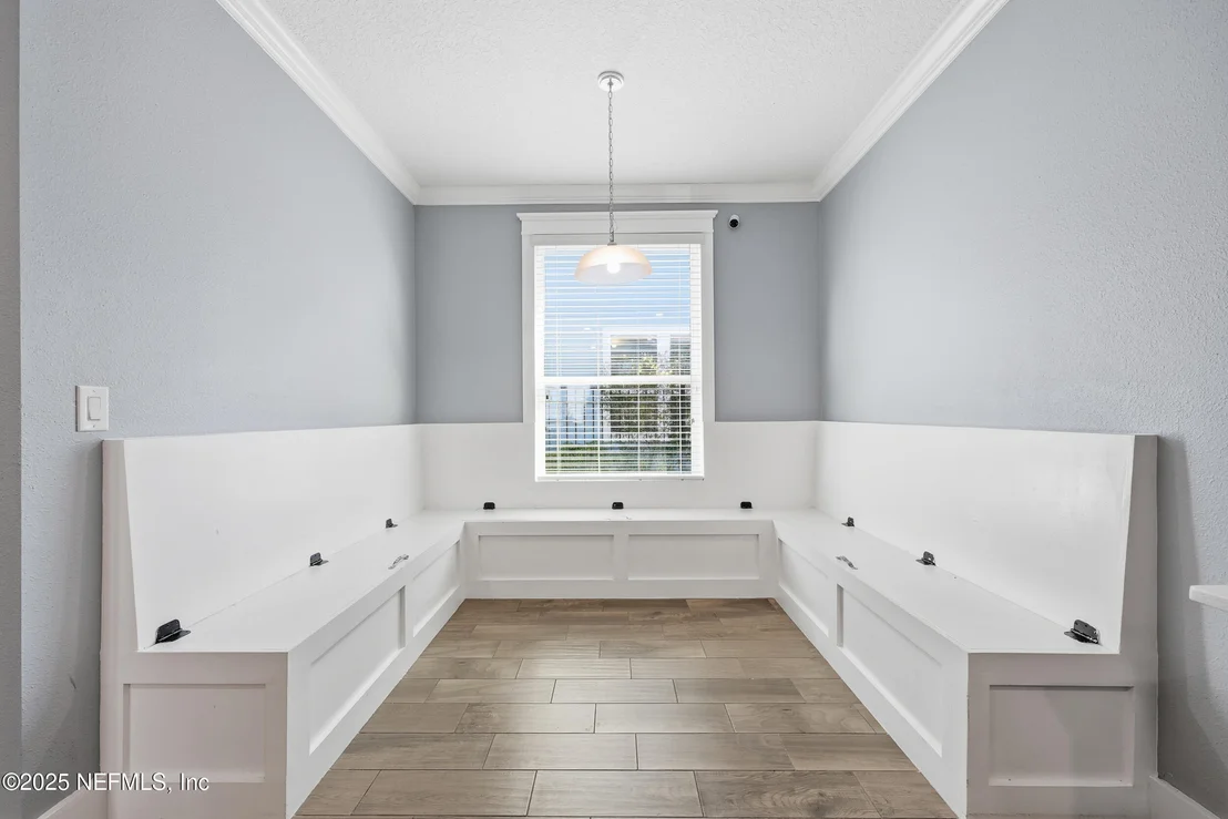 Photo of 105 CROWN COLONY Road