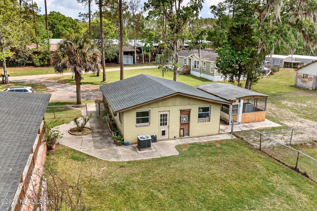 Photo of 43122 PINERIDGE Drive