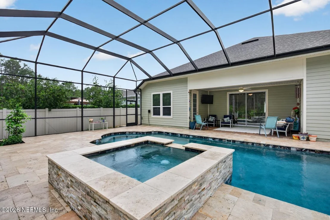 Photo of 612 GLORIETA Drive