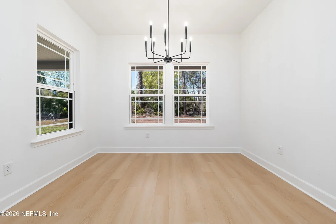Photo of 265 CRESTVIEW Drive