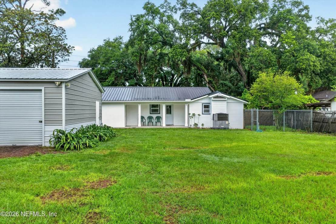 Photo of 1619 HAMMOND Boulevard