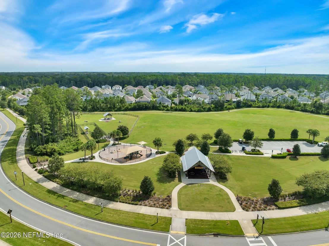 Photo of 473 PARKBLUFF Circle
