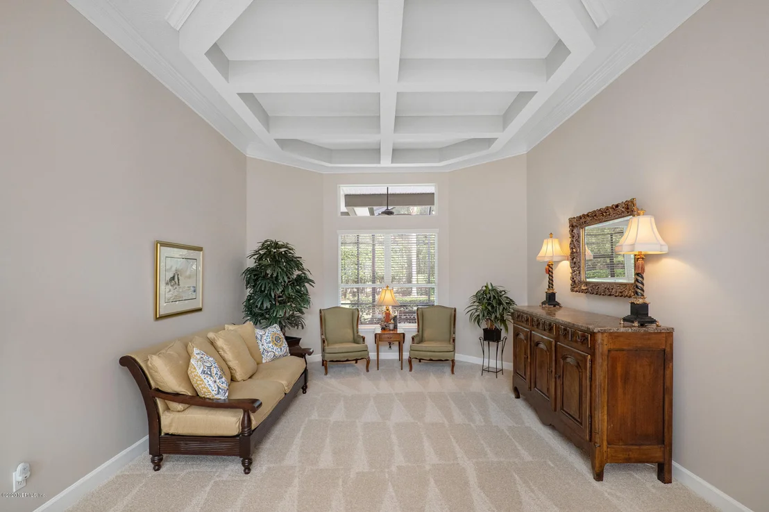 Photo of 1720 E COBBLESTONE Lane