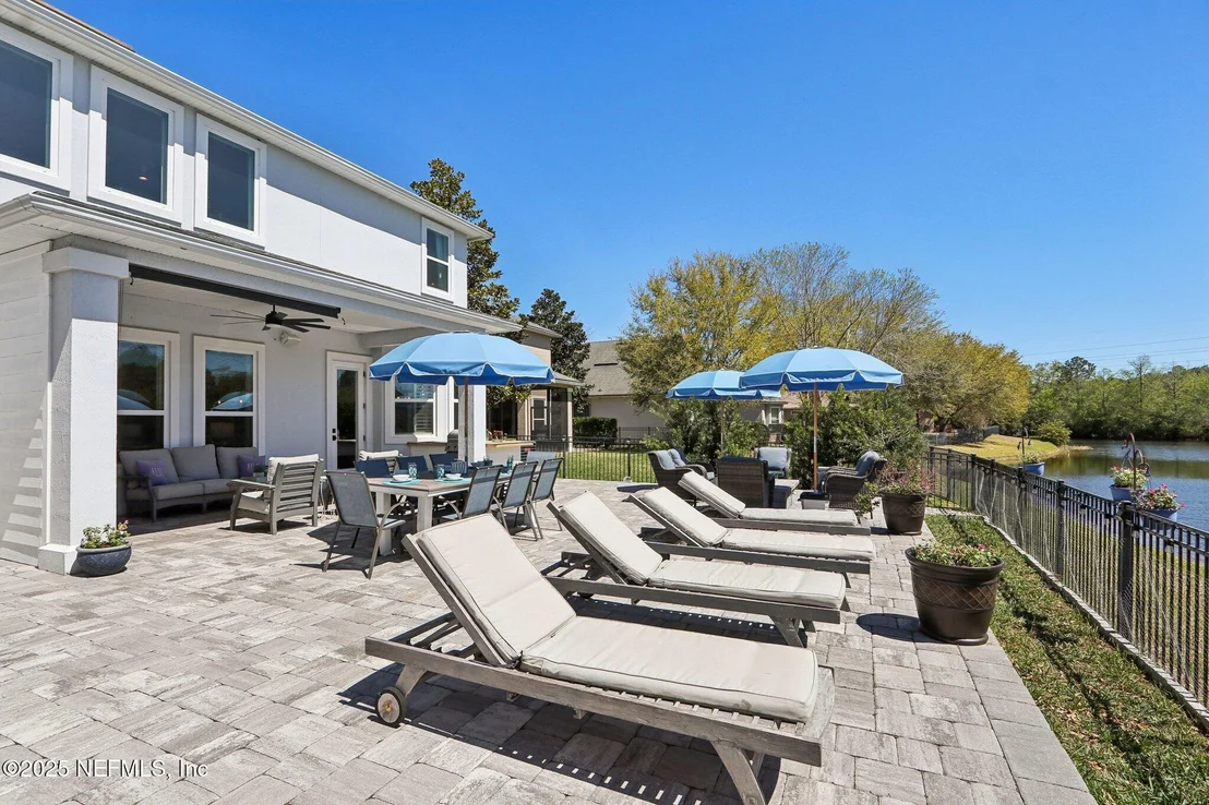 Photo of 212 CORNWALL Drive