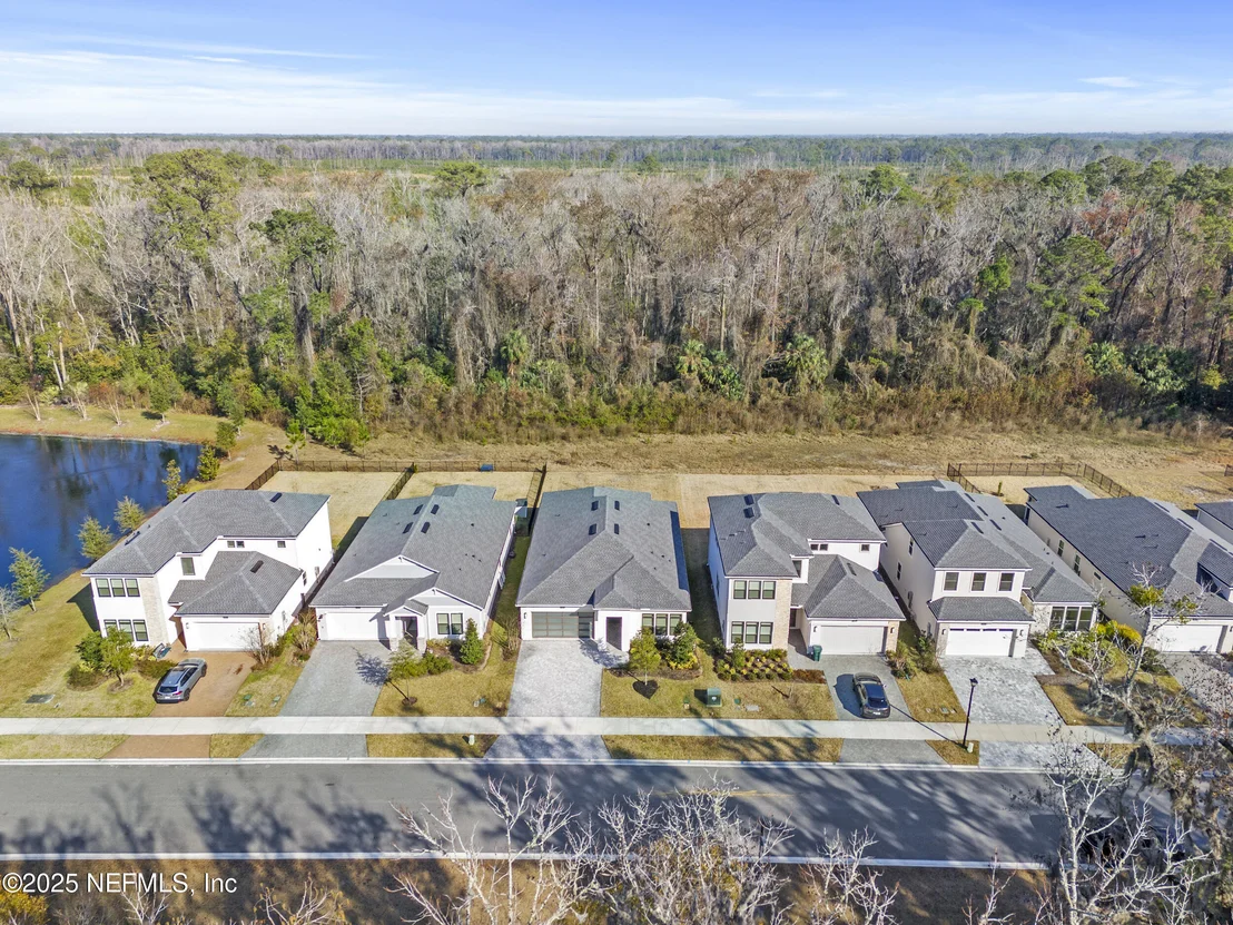 Photo of 9819 FILAMENT Boulevard