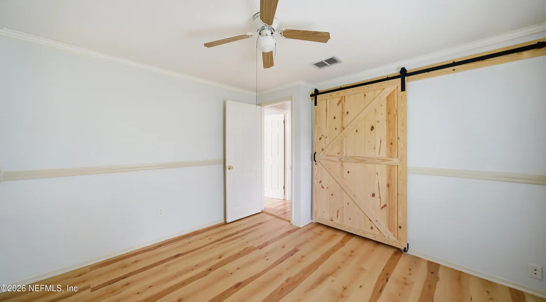 Photo of 1633 MARY BETH Drive