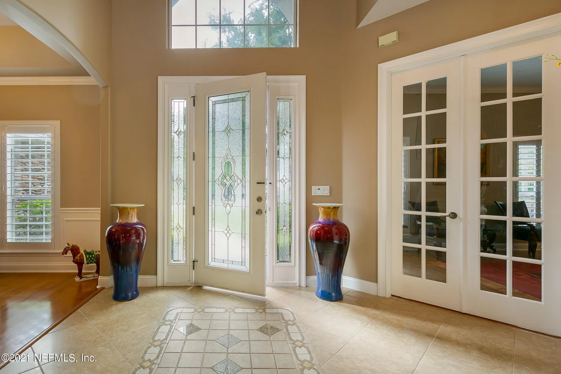 Photo of 1607 SILVER LEAF Way