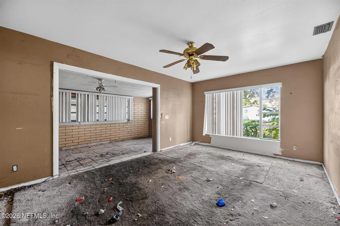 Photo of 3147 CATHEDRAL Lane