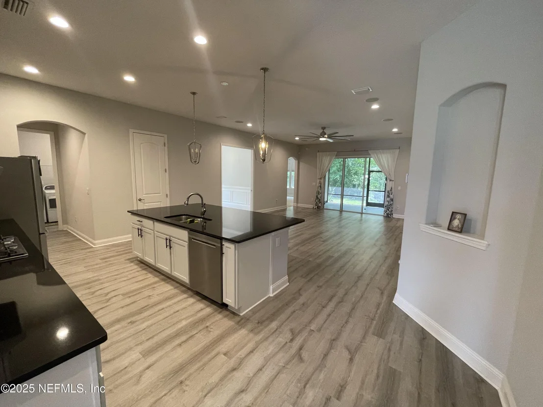 Photo of 509 ATHENS Drive