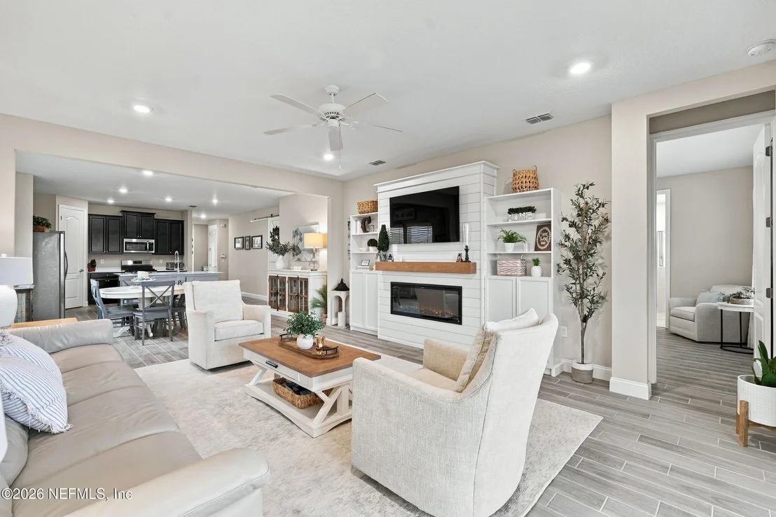 Photo of 83 BOYLSTON Court