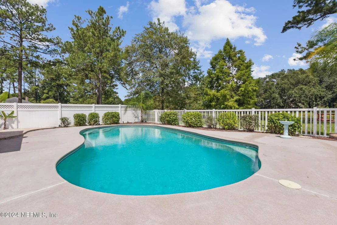 Photo of 55199 DEER RUN Road