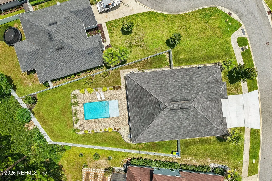 Photo of 96069 BREEZEWAY Court