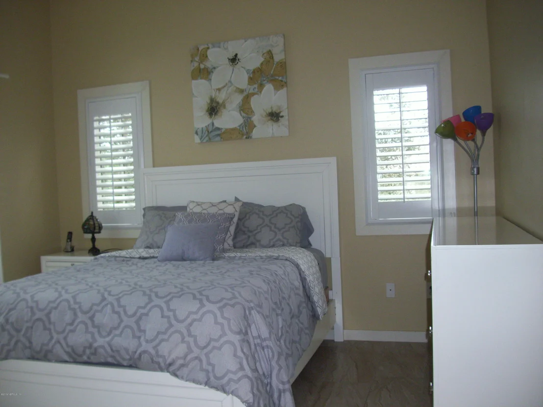 Photo of Unit 315 at 945 REGISTRY Boulevard