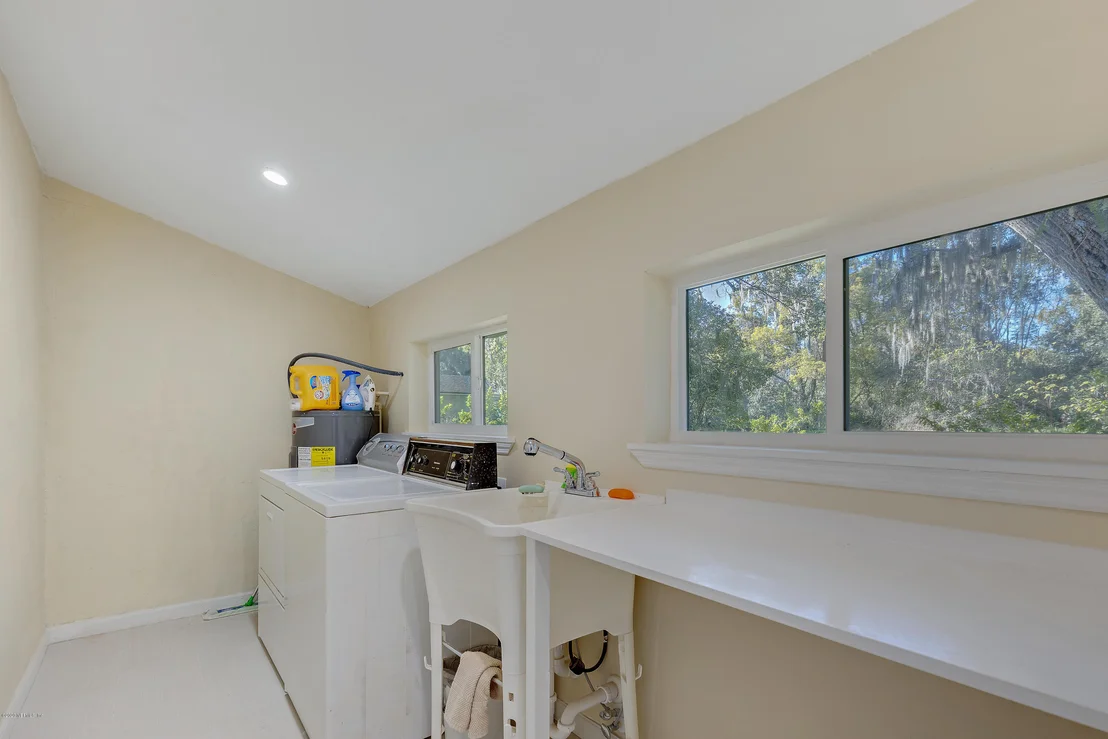 Photo of 1508 FERNDALE Place