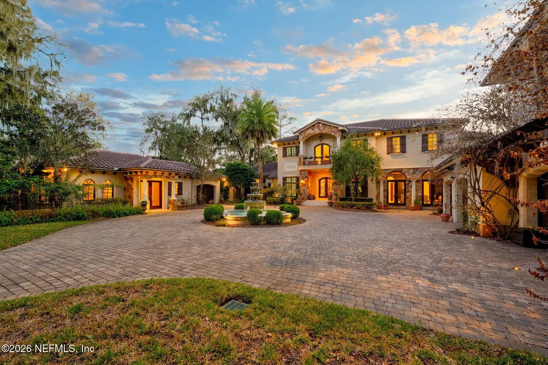 Photo of 24733 HARBOUR VIEW Drive