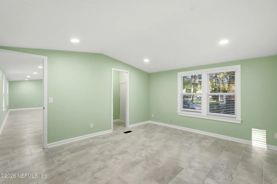 Photo of 10100 MERCURY Drive