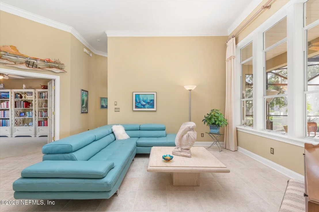 Photo of 700 PINECREST ISLE Court