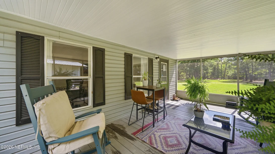 Photo of 953 MCLAUGHLIN Lane