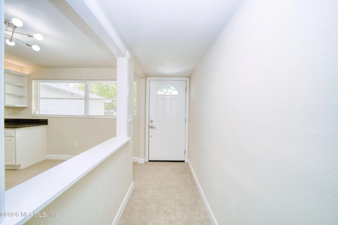 Photo of 2517 PALM Avenue