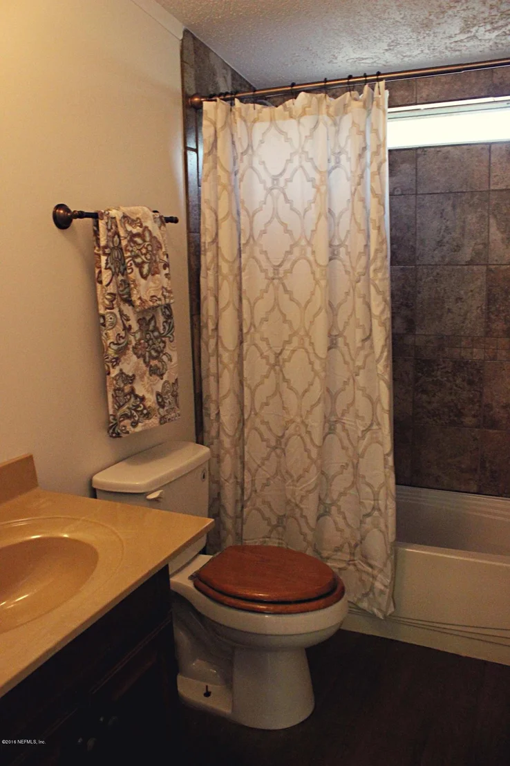 Photo of 86158 LOFTON Court