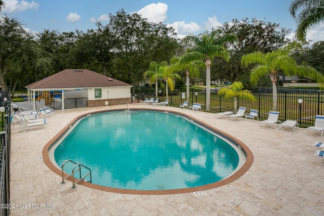 Photo of 453 ISLAND VIEW Circle