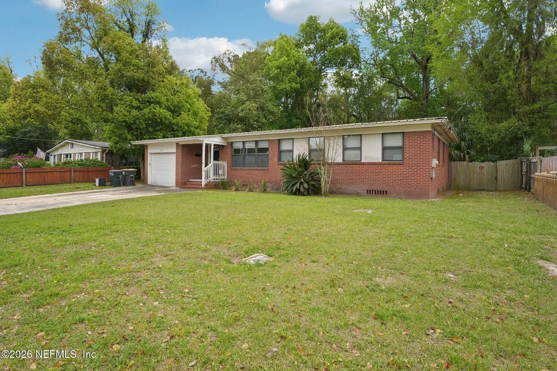 Photo of 5112 OAKSIDE Drive