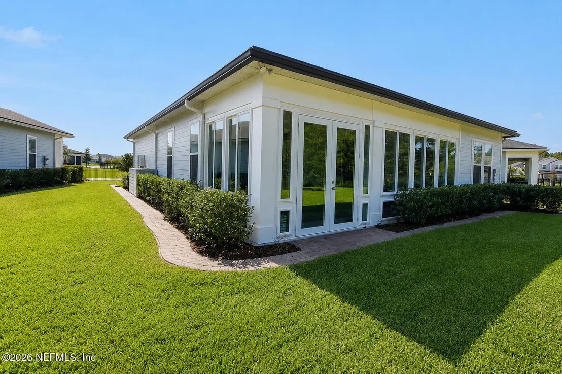 Photo of 216 AMBERWOOD Drive