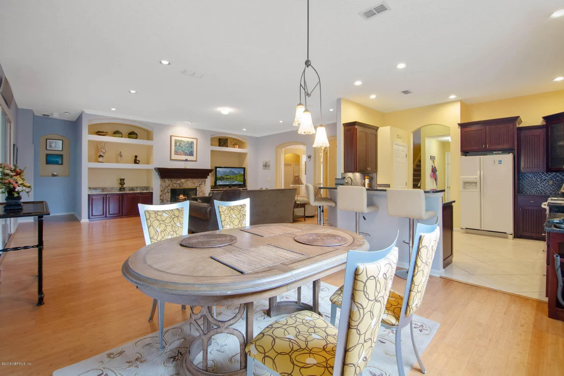 Photo of 115 GLEN OAKS Drive